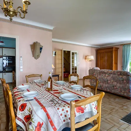 Maison Pasteur By Interhome * וו-סור-מר